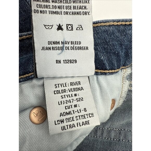 LOVERS AND FRIENDS Size 24 River Verona Stretch Denim Flare Jeans Revolve New - Picture 14 of 14